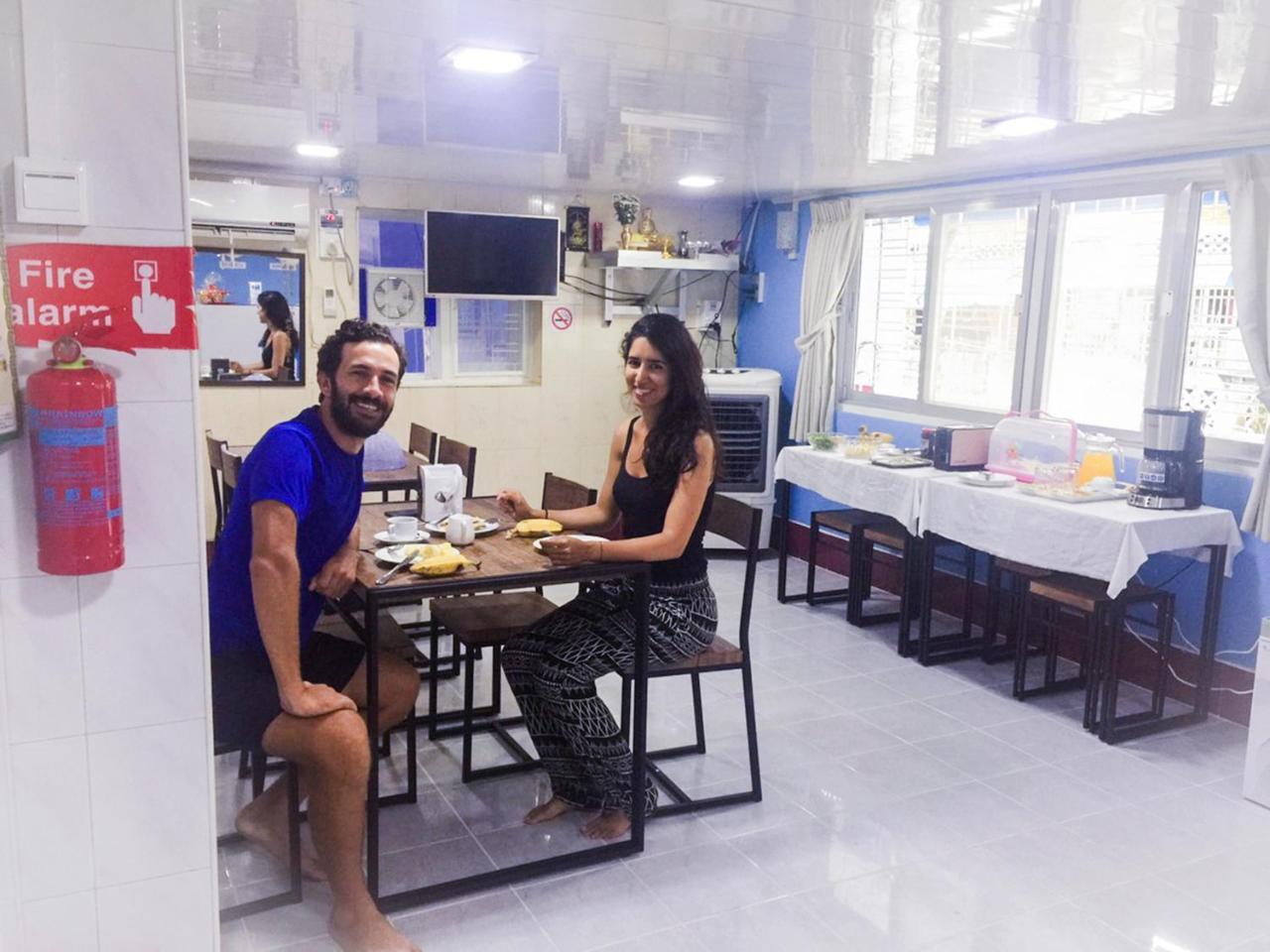 Htinn Yue Tann Hostel Yangon Luaran gambar